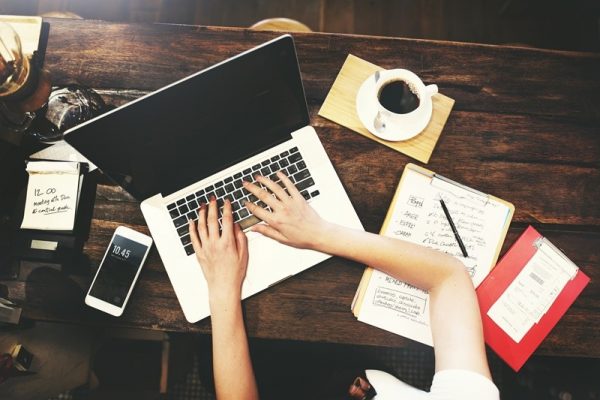 Rédaction web : comment choisir les bons mots-clés pour capter votre audience ?